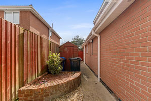 Photo 29- click for photo gallery